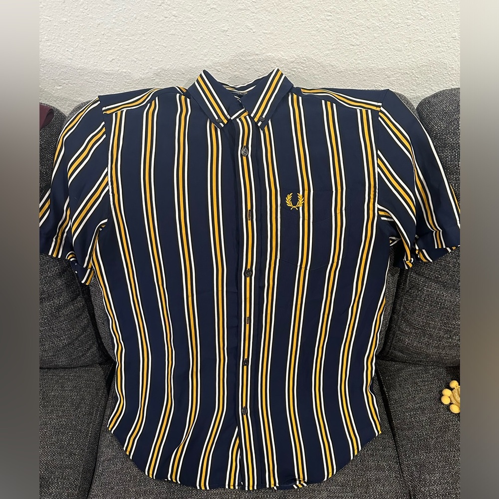 Fred Perry Shirt, Medium, Authentic, Used